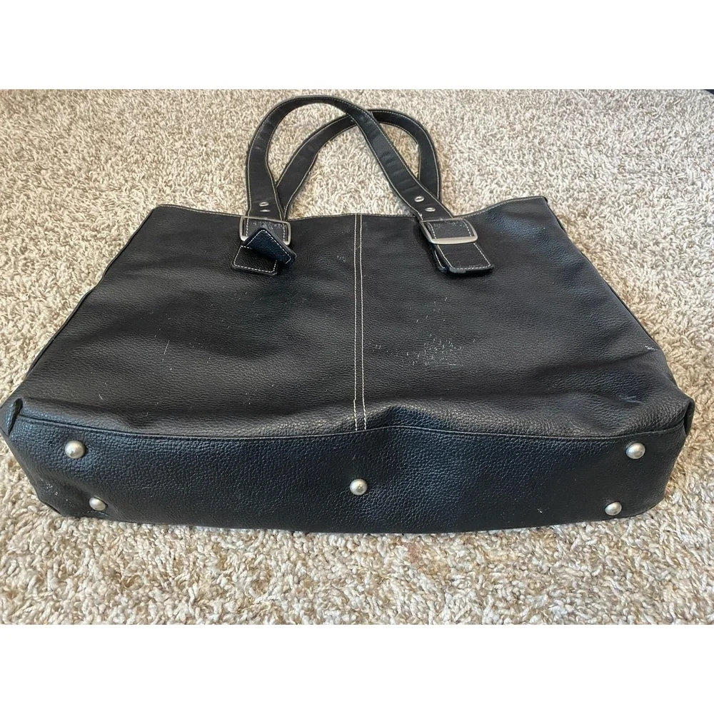 SOLO Black Leather Double Strap Computer Laptop Bag - Large with Red Interiors